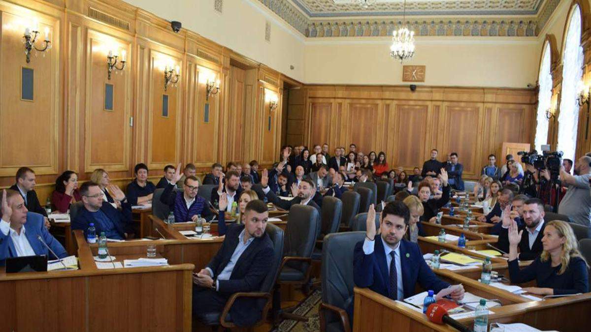 Комітет схвалив законопроєкт про продовження статусу Донбасу Комітет схвалив законопроєкт про продовження статусу Донбасу