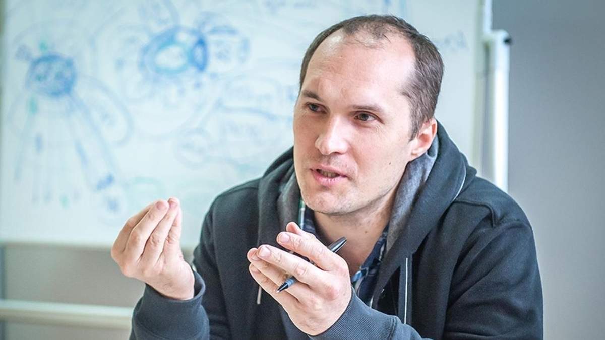 Бутусов прийняв пропозицію стати позаштатним радником міністра оборони Бутусов прийняв пропозицію стати позаштатним радником міністра оборони