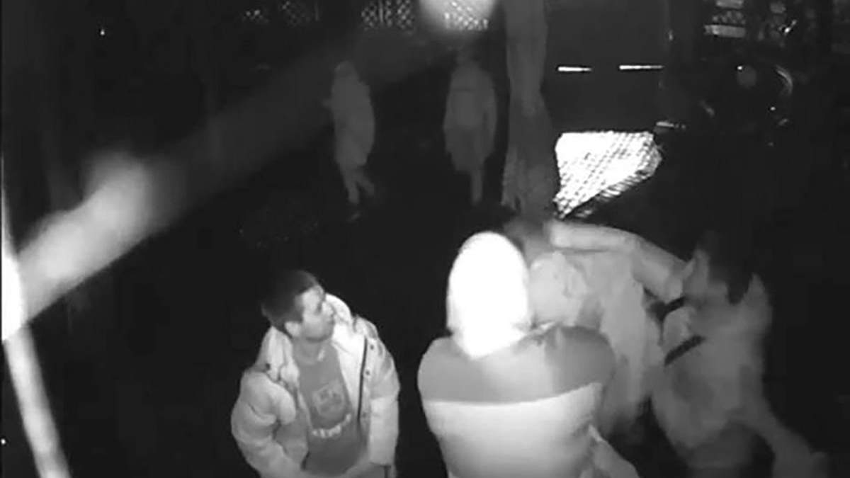 Убитого военного в Новой Каховке ударили кастетом по голове Убитого военного в Новой Каховке ударили кастетом по голове