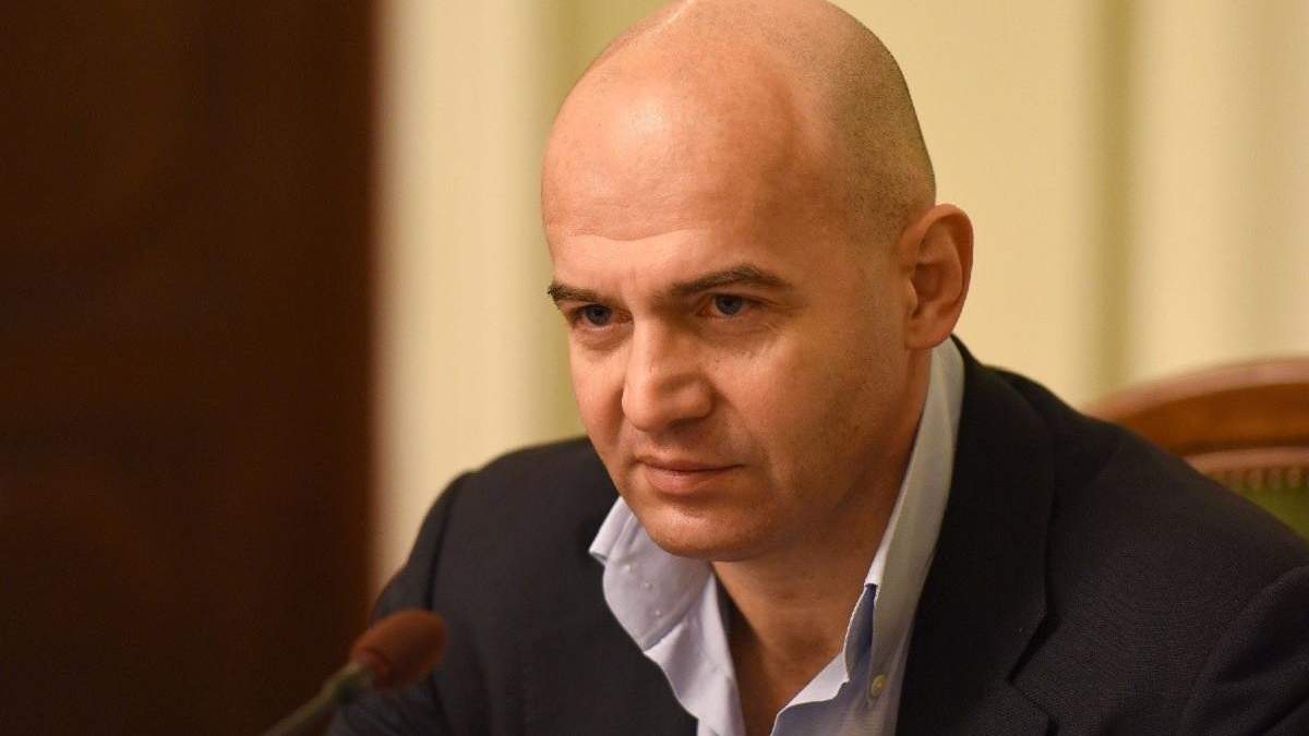 Соратника Порошенка Кононенка викликали на допит в НАБУ Соратника Порошенка Кононенка викликали на допит в НАБУ