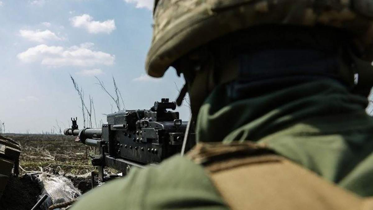 Российские оккупанты обстреляли рабочую бригаду на Донбассе Российские оккупанты обстреляли рабочую бригаду на Донбассе