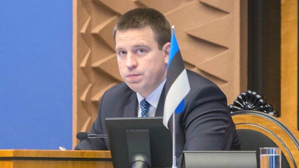 Правительство Эстонии уходит в отставку из-за коррупционного скандала Правительство Эстонии уходит в отставку из-за коррупционного скандала