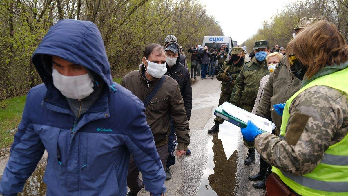 В Украине с Донбасса могут вернуться пленные: что говорит Кравчук В Украине с Донбасса могут вернуться пленные: что говорит Кравчук