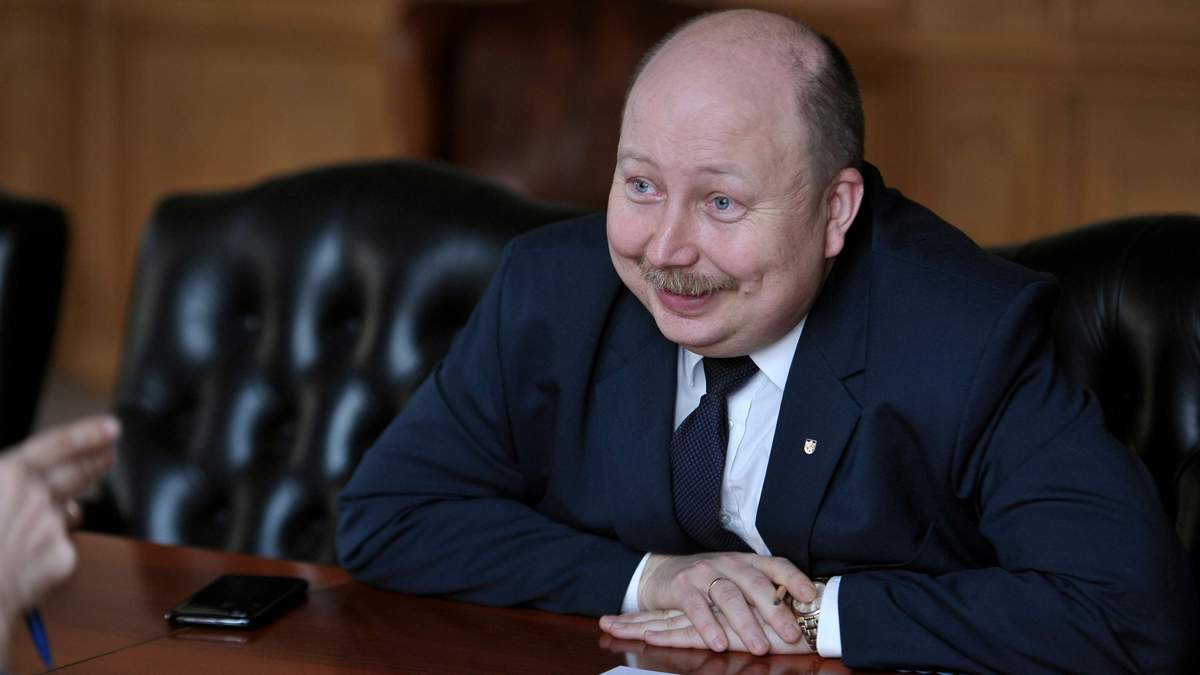 Чим займається міністр Кабінету міністрів: Немчінов розкрив подробиці Чим займається міністр Кабінету міністрів: Немчінов розкрив подробиці