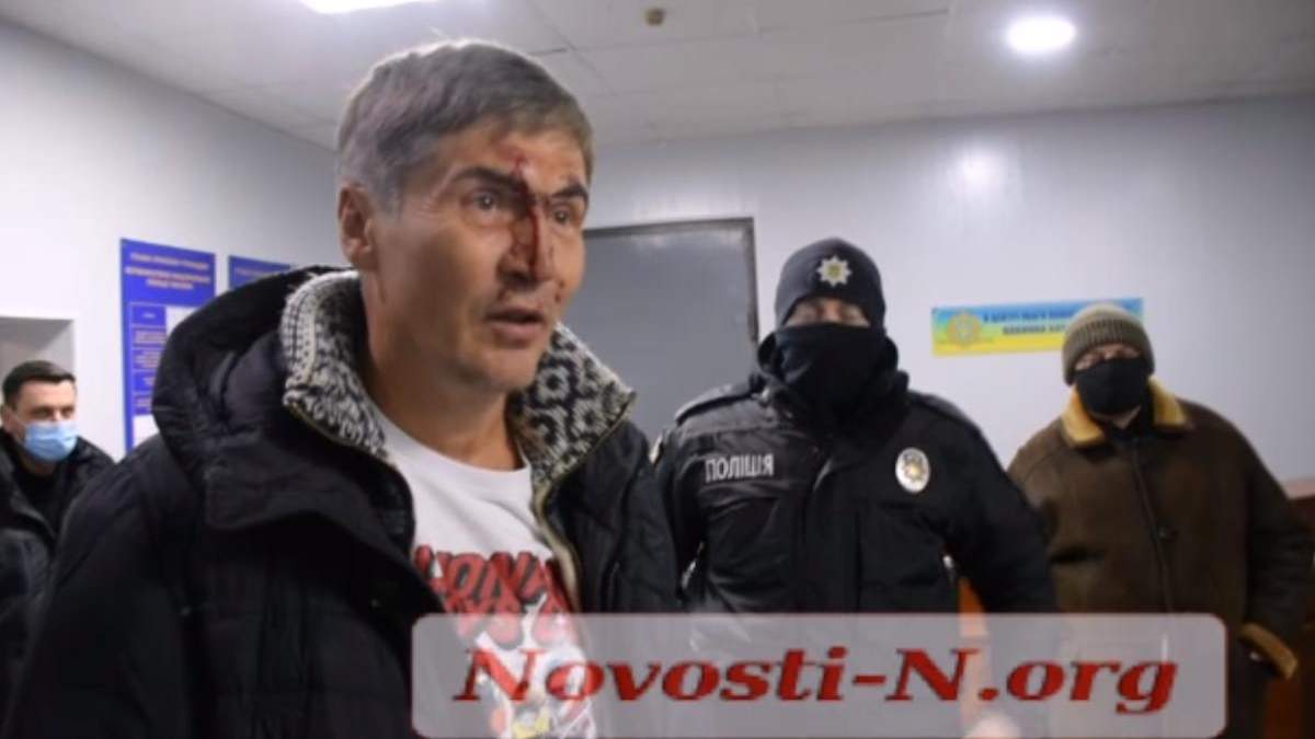 В Николаеве за скандалом задержали экс-нардепа В Николаеве за скандалом задержали экс-нардепа