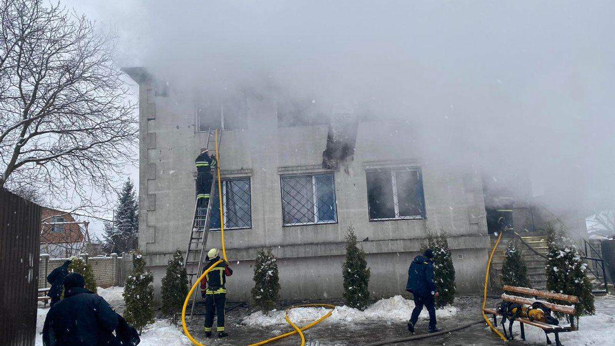 Через пожежу у Харкові затримали 4 людей: Венедіктова розкрила деталі Через пожежу у Харкові затримали 4 людей: Венедіктова розкрила деталі