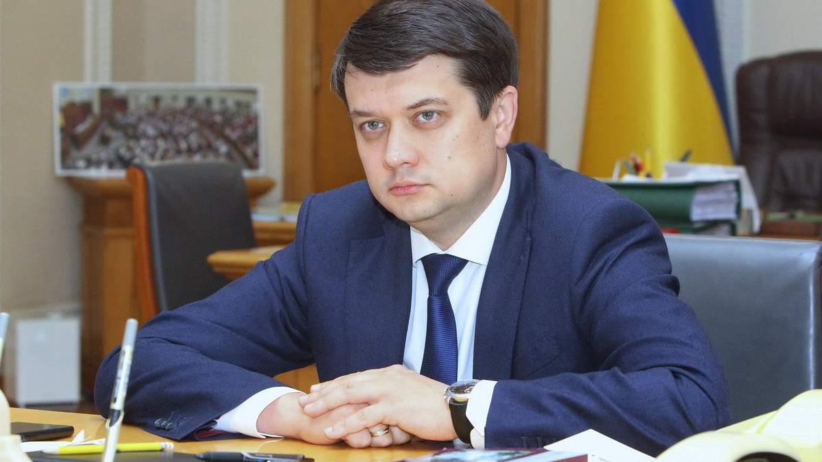 Разумков закликав до зваженого підходу в питанні обміну полоненими Разумков закликав до зваженого підходу в питанні обміну полоненими