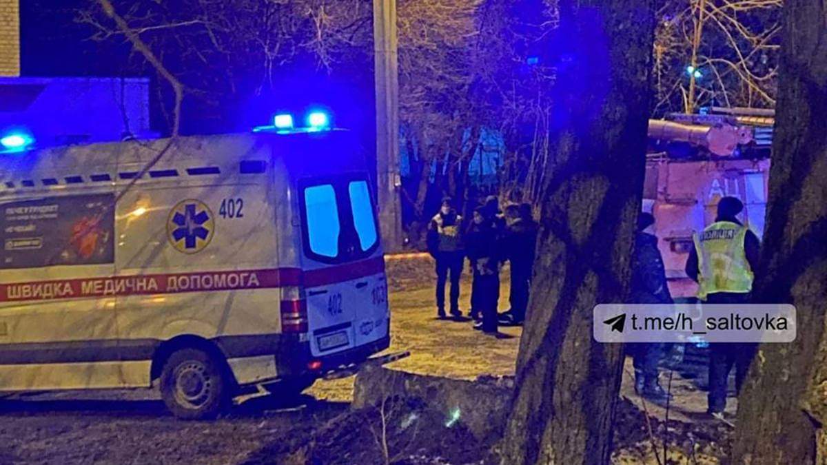 У Харкові стався вибух гранати у дворі будинку: це був замах на активіста Олексія Полікашова – що відомо У Харкові стався вибух гранати у дворі будинку: це був замах на активіста Олексія Полікашова – що відомо