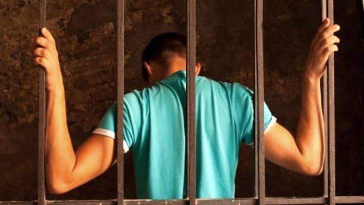 В Кропивницкому суд приговорил несовершеннолетних за убийство человека В Кропивницкому суд приговорил несовершеннолетних за убийство человека