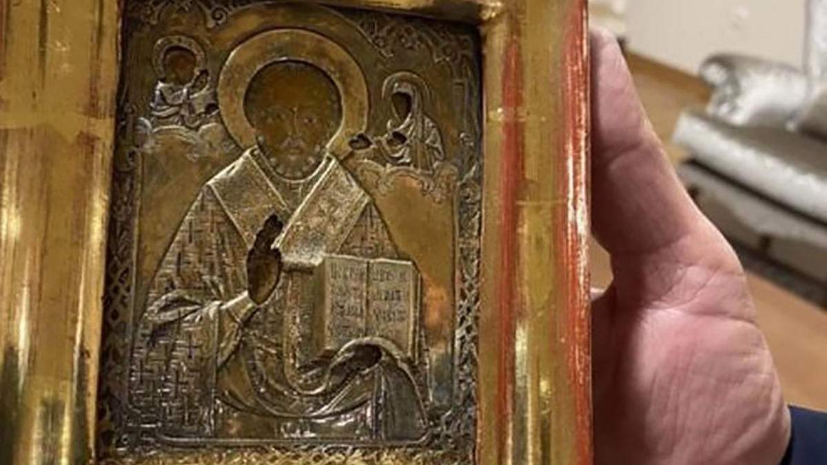 Посол України зустрівся з урядовцями Боснії через скандал з іконою Посол України зустрівся з урядовцями Боснії через скандал з іконою