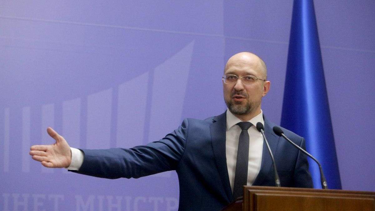 Шмыгаль пообещал украинцам зарплату как в Польше – через 10 лет Шмыгаль пообещал украинцам зарплату как в Польше – через 10 лет