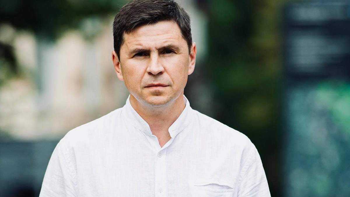 Зеленский поступил по закону: Подоляк о решении каналов Козака Зеленский поступил по закону: Подоляк о решении каналов Козака