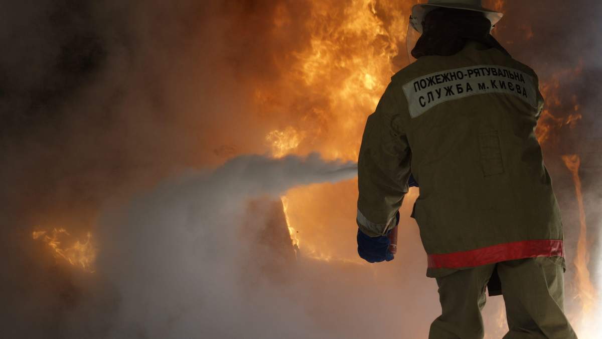Пожежа в Запоріжжі в інфекційній лікарні 4 лютого 2021: що відомо Пожежа в Запоріжжі в інфекційній лікарні 4 лютого 2021: що відомо