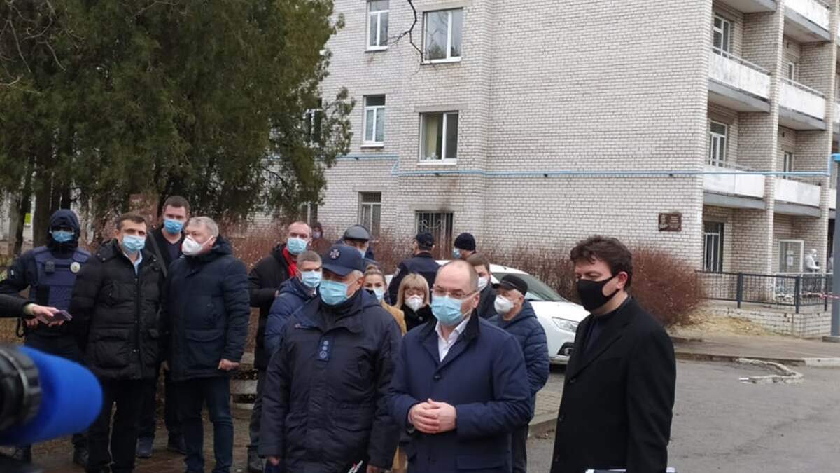 Степанов анонсував перевірки у всіх лікарнях через пожежу у Запоріжжі Степанов анонсував перевірки у всіх лікарнях через пожежу у Запоріжжі