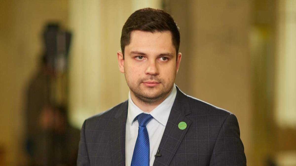 Качура инициирует внеочередное заседание Слуги народа: причина Качура инициирует внеочередное заседание Слуги народа: причина