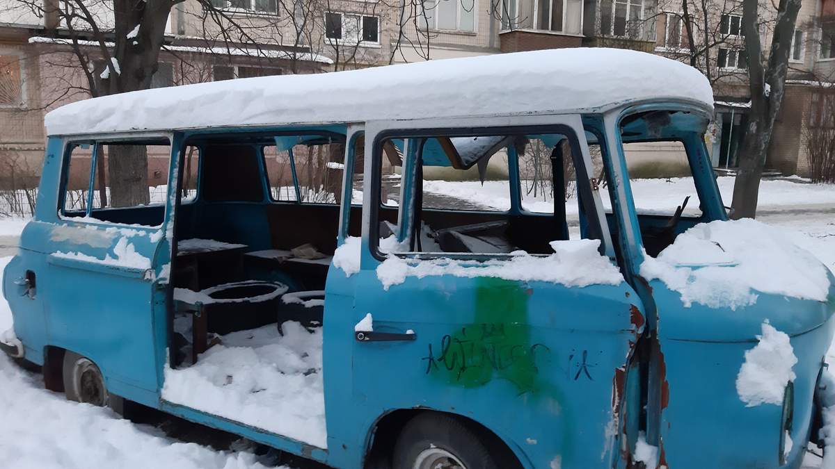 Тело дворника-индуса, замерз в Киеве, отправили на родину Тело дворника-индуса, замерз в Киеве, отправили на родину
