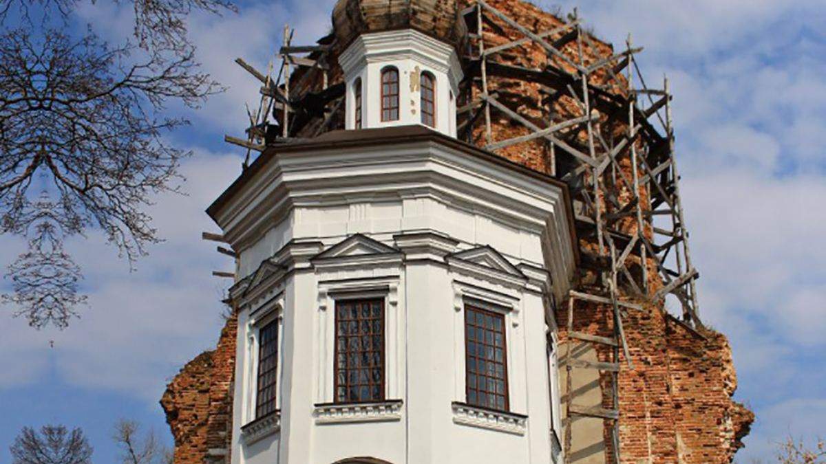 ПЦУ відновить храм на Чернігівщині, який побудував Мазепа ПЦУ відновить храм на Чернігівщині, який побудував Мазепа