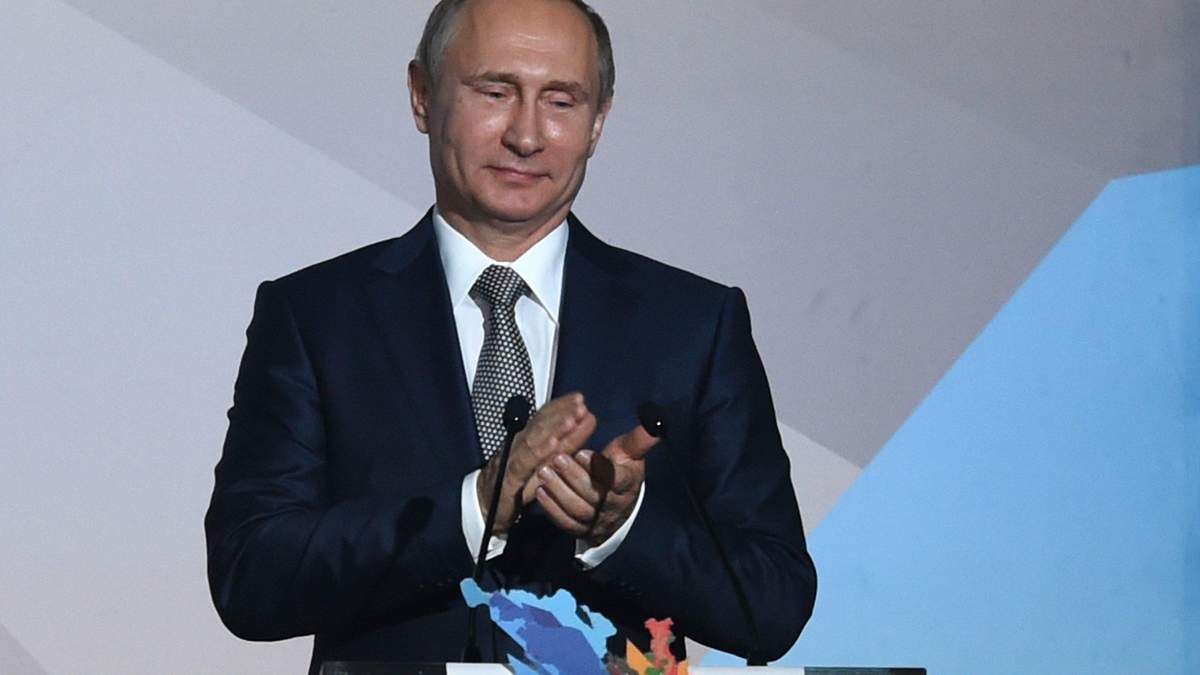 Российская вакцина – инструмент давления на Украину: реакция мира Российская вакцина – инструмент давления на Украину: реакция мира