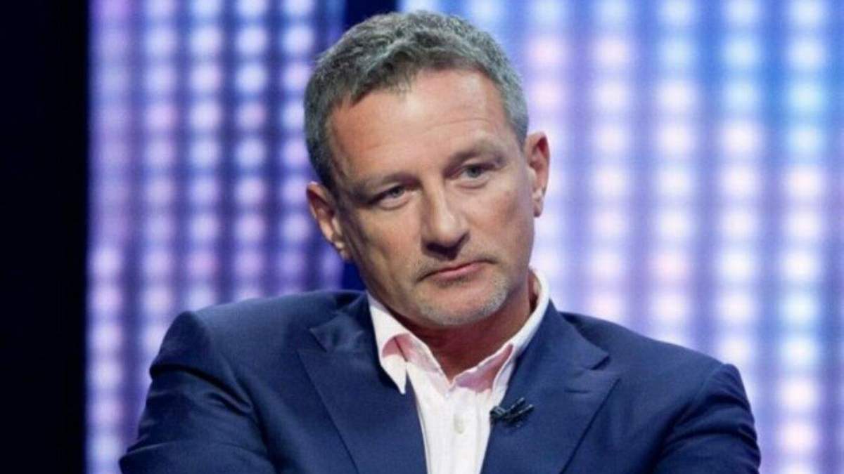 Пальчевский искал комиков, которые писали бы шутки на его ютуб Пальчевский искал комиков, которые писали бы шутки на его ютуб