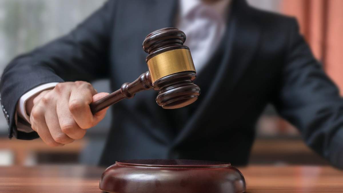 Мін'юст виклав за борги на аукціон жіночі труси: фото лотів Мін'юст виклав за борги на аукціон жіночі труси: фото лотів
