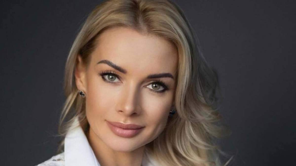 Ирина Аллахвердиева пришла в Раду с часами за 10 тысяч долларов Ирина Аллахвердиева пришла в Раду с часами за 10 тысяч долларов