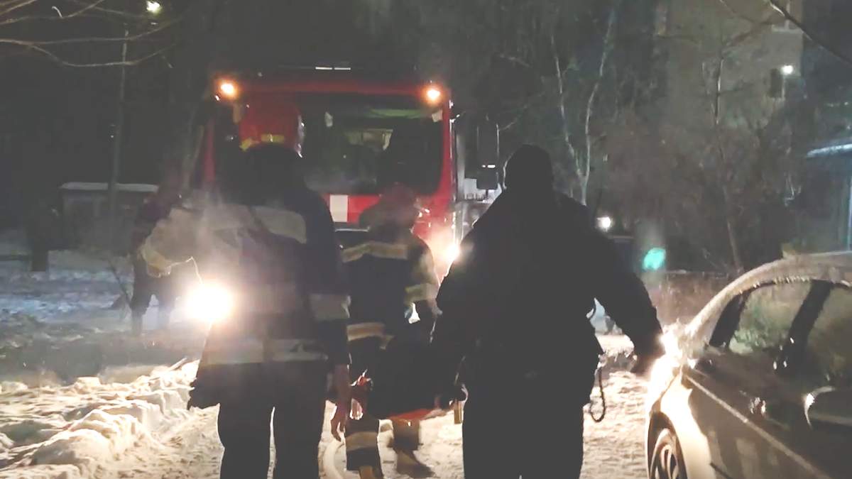 У Черкасах пожежні врятували з вогню 8 людей У Черкасах пожежні врятували з вогню 8 людей