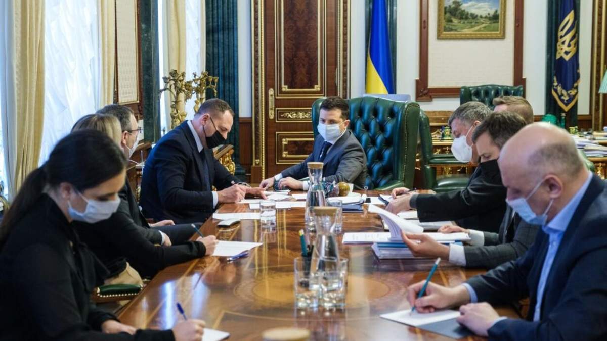 На Прикарпатье введут новые ограничения красной зоны На Прикарпатье введут новые ограничения красной зоны