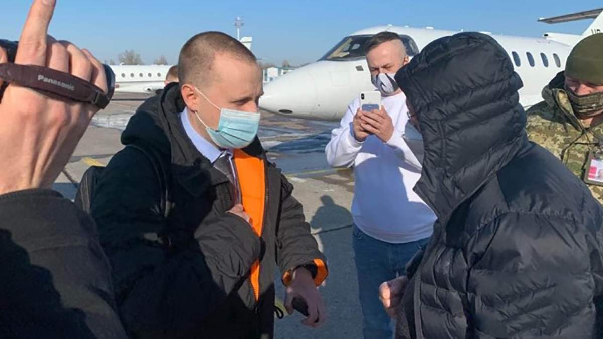 Втеча фігуранта справи Приватбанку: відео затримання Втеча фігуранта справи Приватбанку: відео затримання