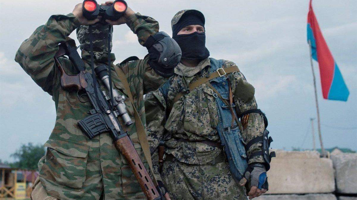 Нову групу російських снайперів привезли на Донбас, – Міноборони Нову групу російських снайперів привезли на Донбас, – Міноборони