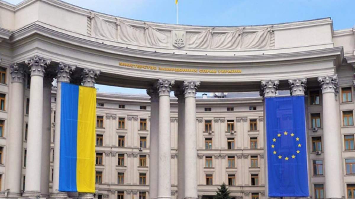 МИД требует расследования нападения на пограничника в Санкт-Петербурге МИД требует расследования нападения на пограничника в Санкт-Петербурге