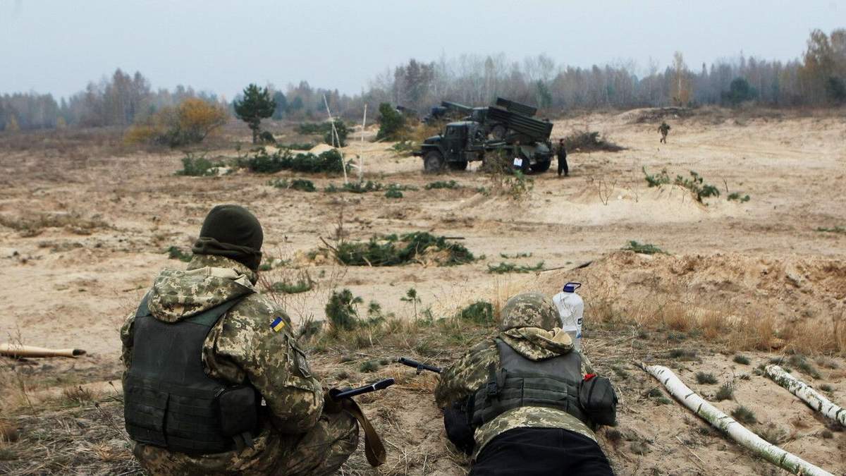 Боевики обстреляли мирных жителей на Донбассе: от тяжелых травм погиб мужчина – все подробности Боевики обстреляли мирных жителей на Донбассе: от тяжелых травм погиб мужчина – все подробности