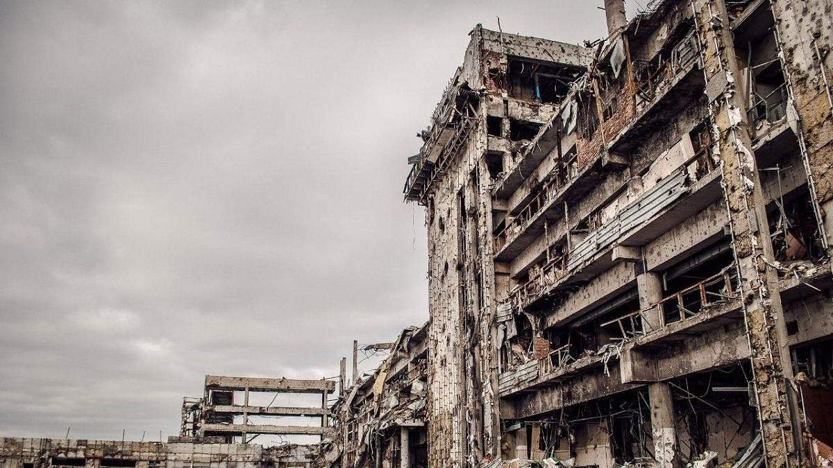 Боевики укрепляют позиции неподалеку Донецкого аэропорта Боевики укрепляют позиции неподалеку Донецкого аэропорта