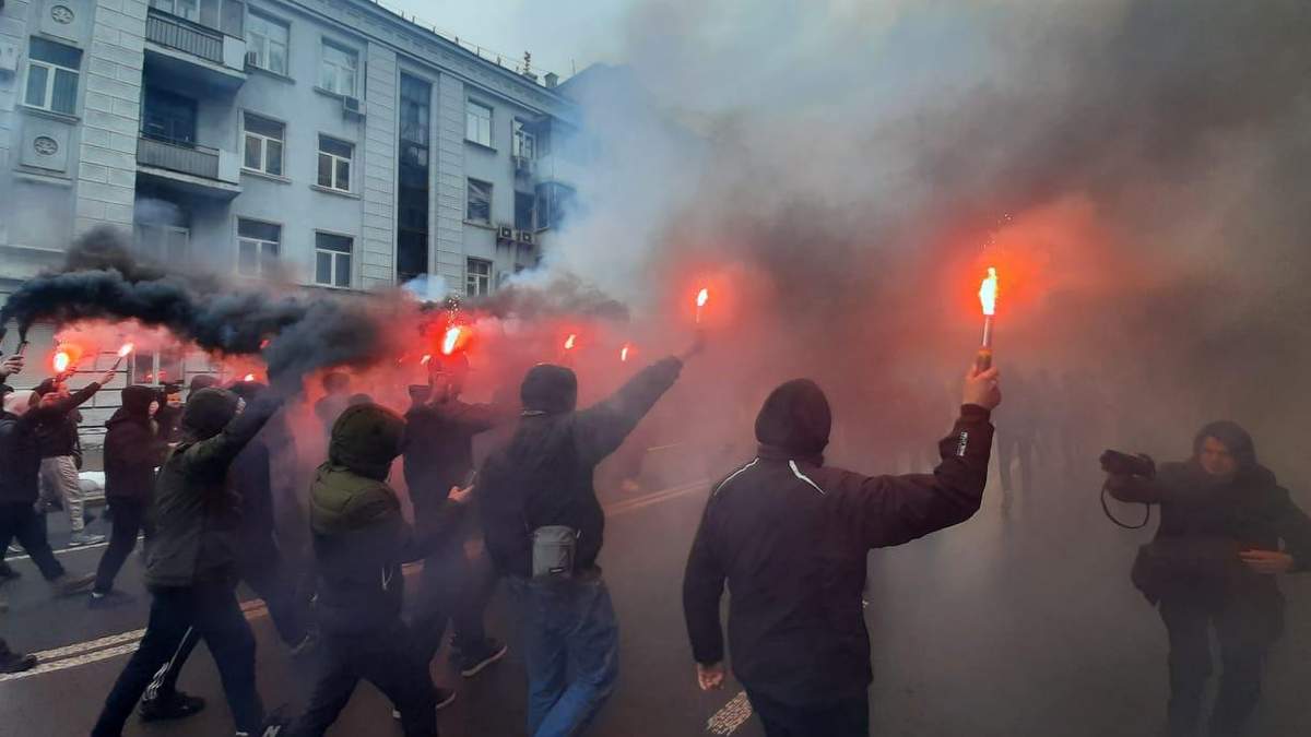 Протест проти вироку Стерненка: головні вимоги активістів Протест проти вироку Стерненка: головні вимоги активістів