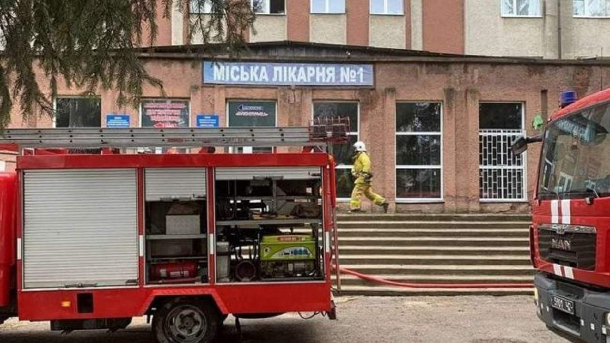 В больнице Черновцов для COVID-больных 27.02.2021 - пожар: есть жертвы В больнице Черновцов для COVID-больных 27.02.2021 - пожар: есть жертвы