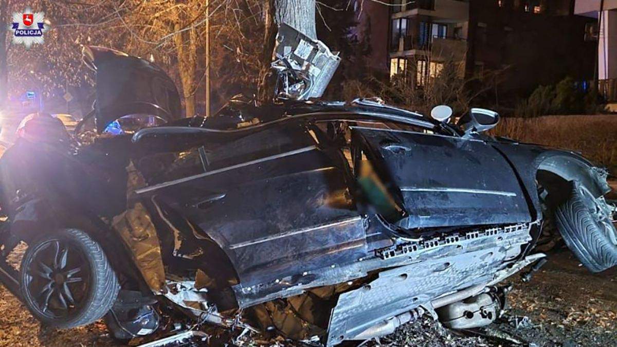 ДТП у Польщі 27.02.2021: 2 українці загинули - фото та відео ДТП у Польщі 27.02.2021: 2 українці загинули - фото та відео