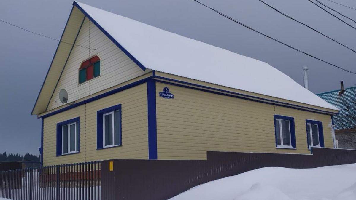 В России школьник зарубил отца, мать и сестру В России школьник зарубил отца, мать и сестру