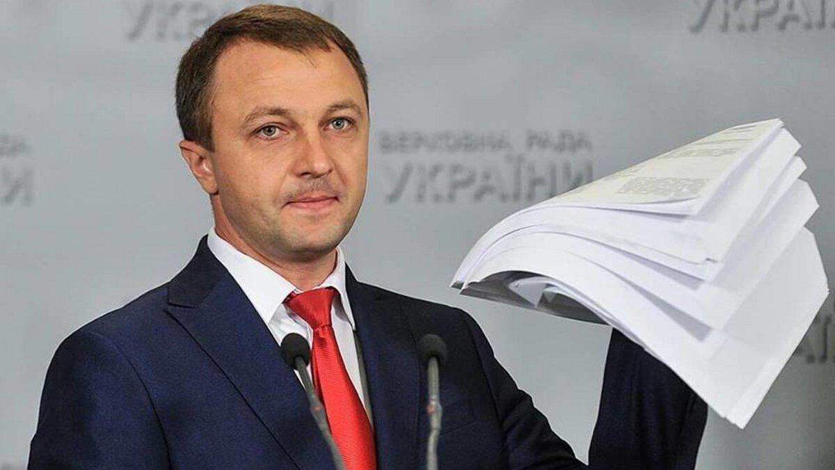 Креминь обратился в НПУ из-за языковых скандалов в Одессе и Николаеве Креминь обратился в НПУ из-за языковых скандалов в Одессе и Николаеве