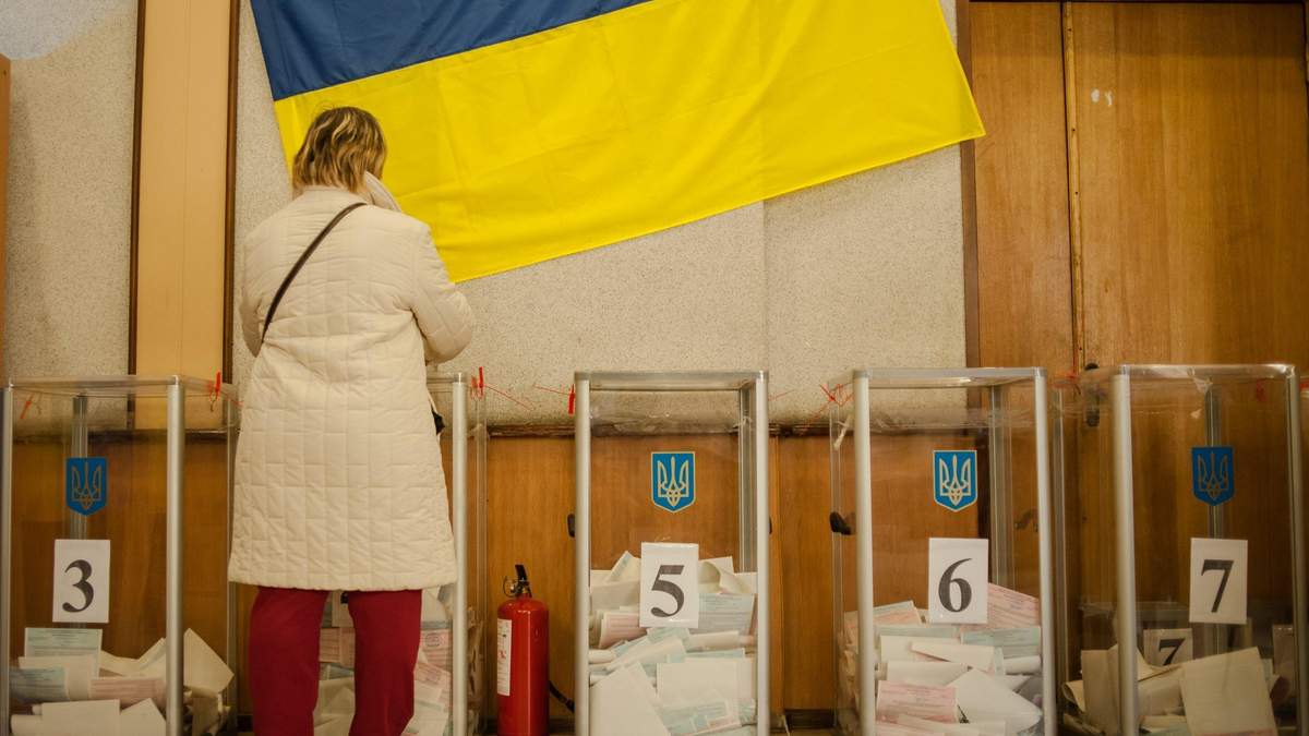 Шмыгаль объяснил, состоятся ли довыборы на красной Буковине Шмыгаль объяснил, состоятся ли довыборы на красной Буковине