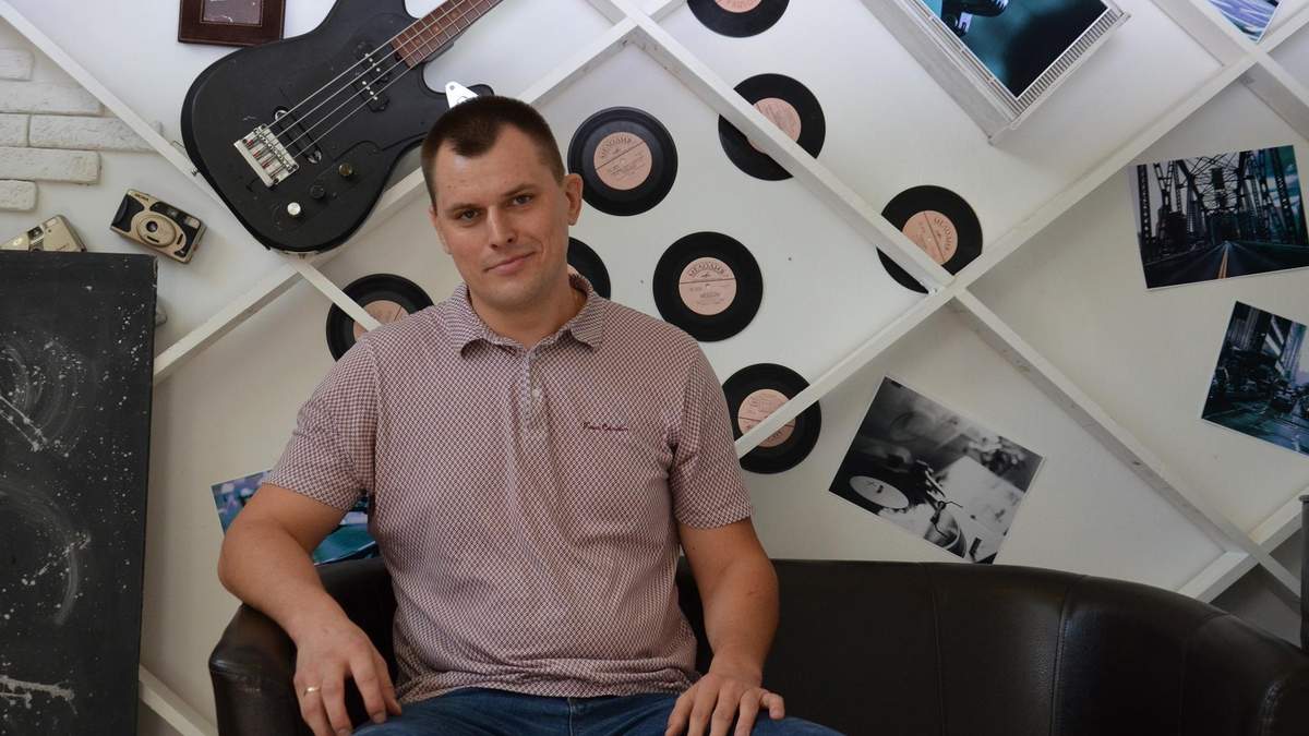 В Харькове исключили из ЕС депутата, который не говорил на украинском В Харькове исключили из ЕС депутата, который не говорил на украинском