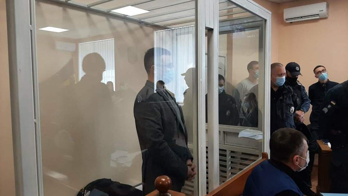 Справа про самозахист: Стерненка 05.03.2021 привезли до суду в Одесі Справа про самозахист: Стерненка 05.03.2021 привезли до суду в Одесі