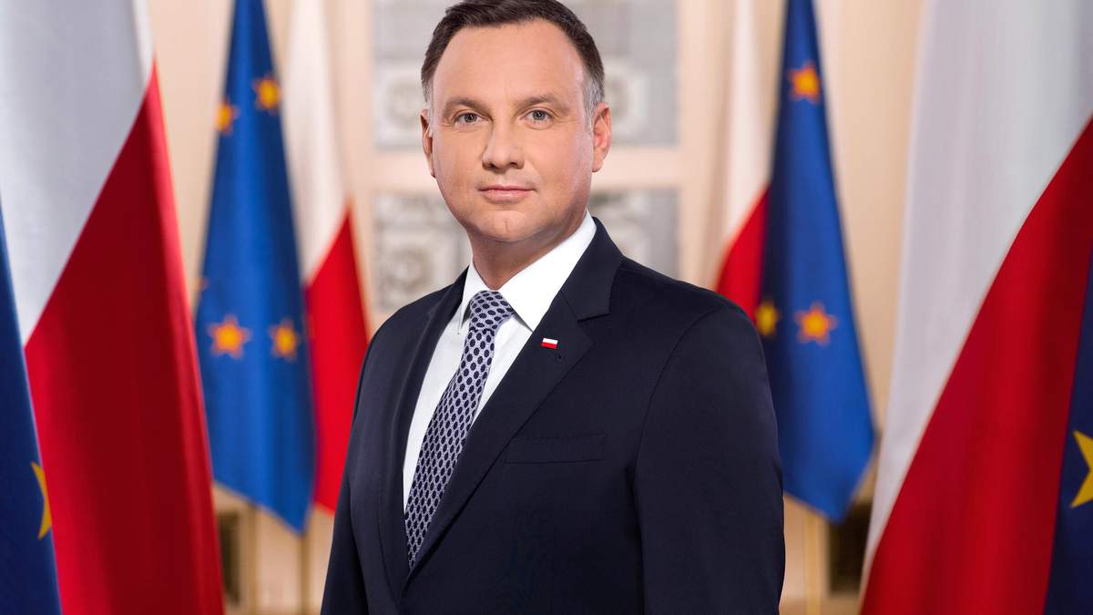 Дуда выразил соболезнования из-за ДТП с украинцами в Польше Дуда выразил соболезнования из-за ДТП с украинцами в Польше