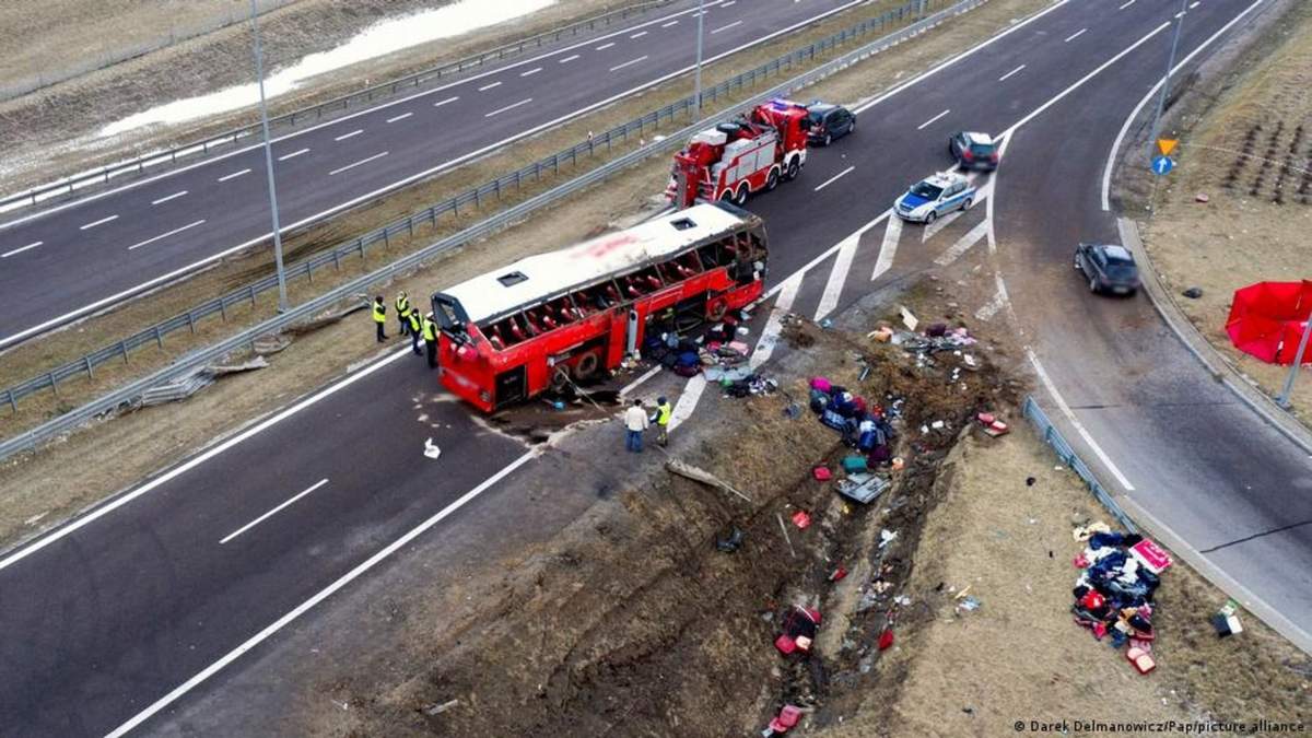 ДТП у Польщі 6.03.2021: коли тіла загиблих відправлять в Україну ДТП у Польщі 6.03.2021: коли тіла загиблих відправлять в Україну