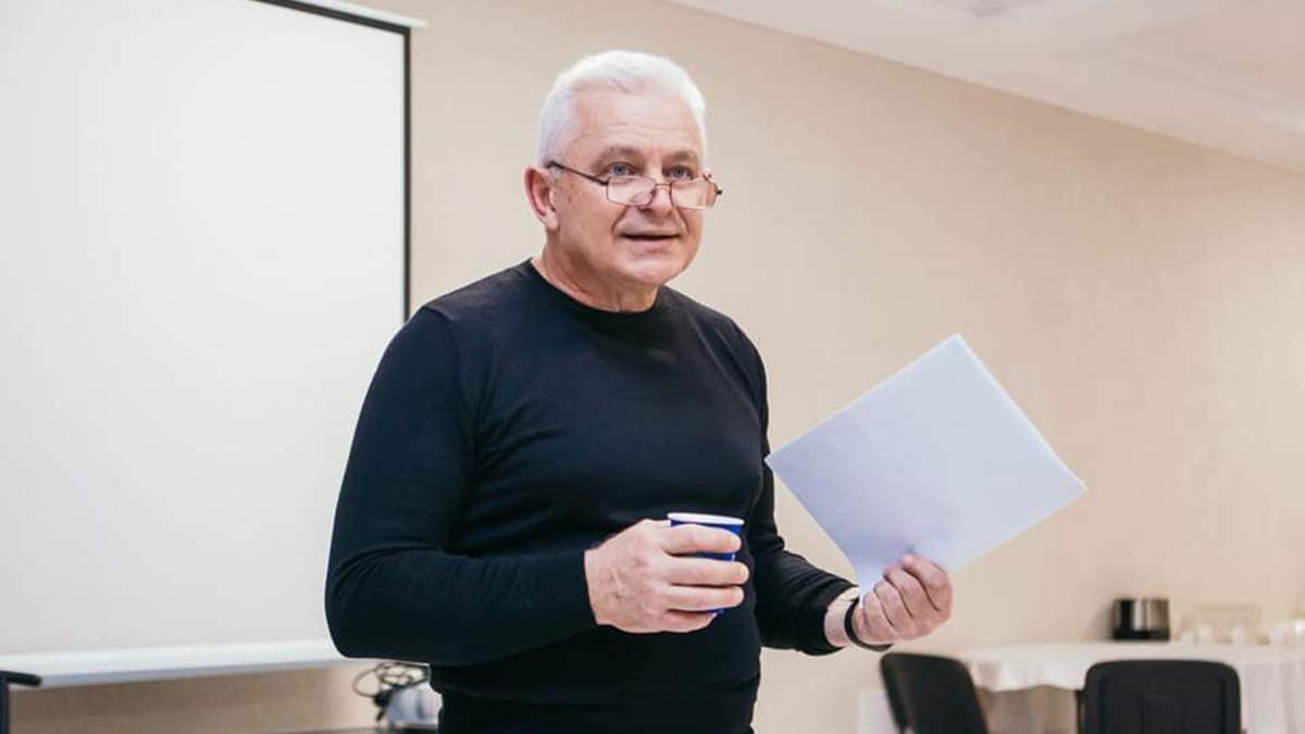 Радник мера Херсона назвав тупими 90% жителів міста Радник мера Херсона назвав тупими 90% жителів міста