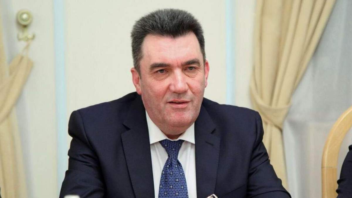 Англійська має стати другою офційною мовою в Україні, - Данілов Англійська має стати другою офційною мовою в Україні, - Данілов