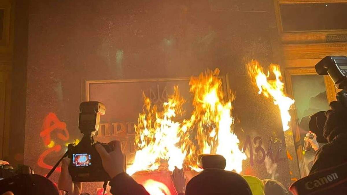 Хотят крови - в МВД отреагировали на протесты из-за Стерненка Хотят крови - в МВД отреагировали на протесты из-за Стерненка