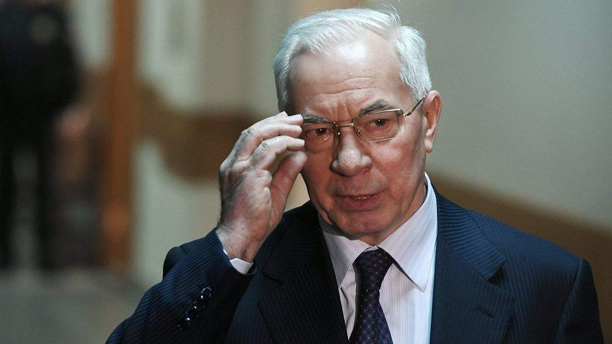 Азарову повідомили підозру у держзраді через Харківські угоди Азарову повідомили підозру у держзраді через Харківські угоди