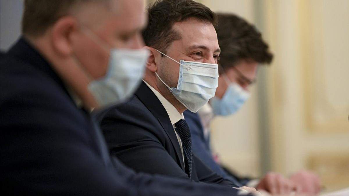 У Зеленського заговорили про паспорти вакцинації підсумки наради У Зеленського заговорили про паспорти вакцинації підсумки наради